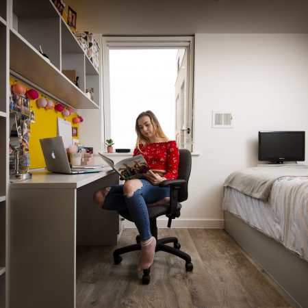 Develop and Operate – Direct-Let Student Living